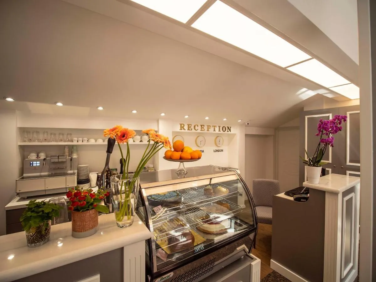 The Moon Boutique Hotel Σόφια 3*,