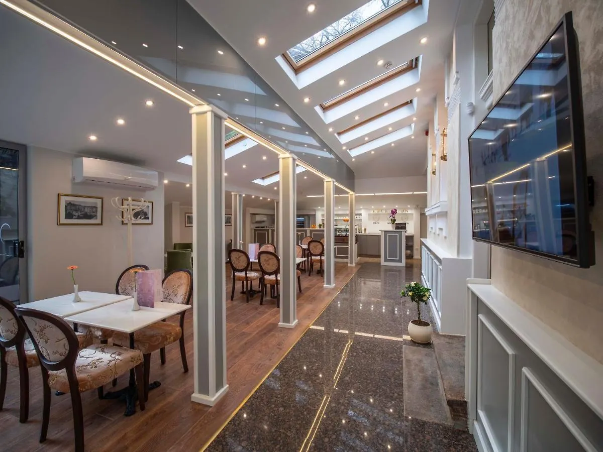 The Moon Boutique Hotel Σόφια 3*,