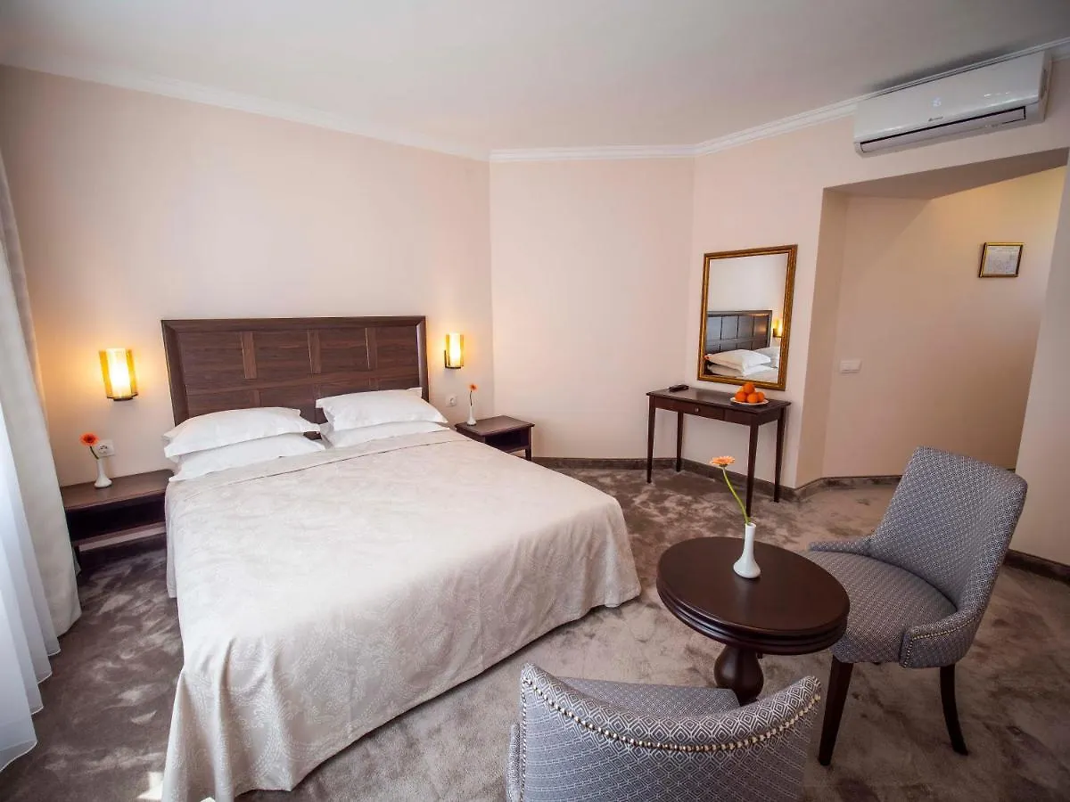 The Moon Boutique Hotel Σόφια